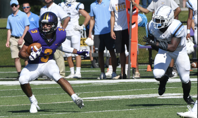 Frank Stola ’21 earned NESCAC Special Teams Player of the Week on Oct. 26, which marks his third NESCAC honor this season. (Photo Courtesy of Sports Information.)