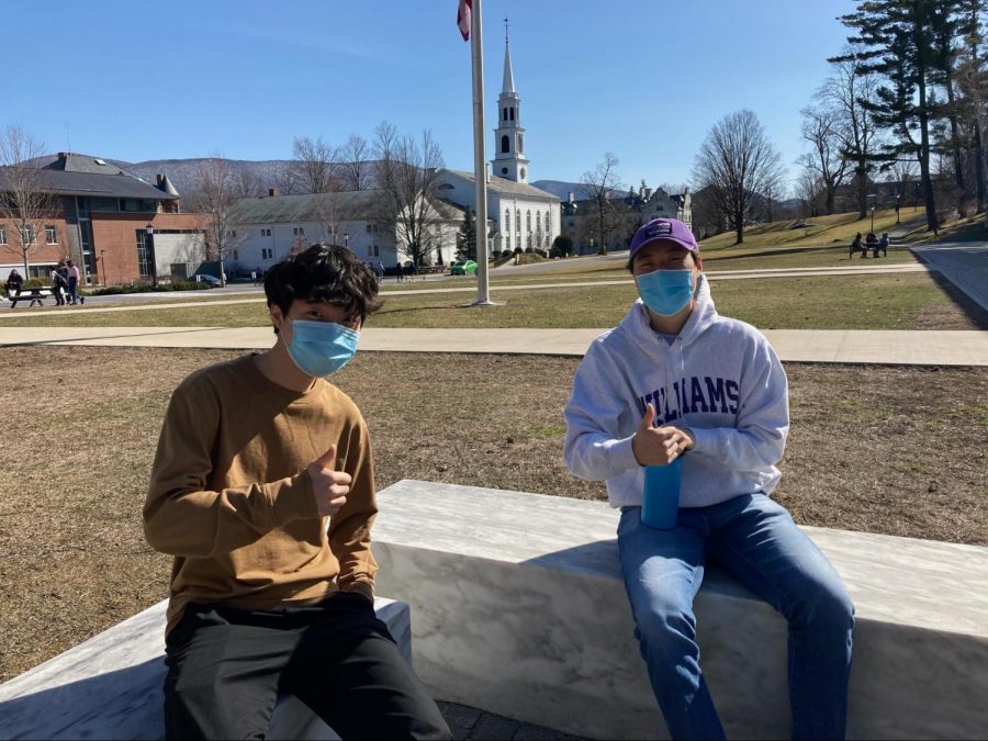 Alex J. Kim ’24 (left) and Alex J. Kim ’24 (right) have navigated a freshman year of misdirected emails and confused entrymates. (Joey Fox/The Williams Record)