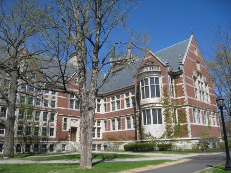 Bowdoin is one of dozens of colleges across the country that has announced students will be required to be vaccinated for the fall. (Photo Courtesy of Daderot/Wikimedia Commons.)