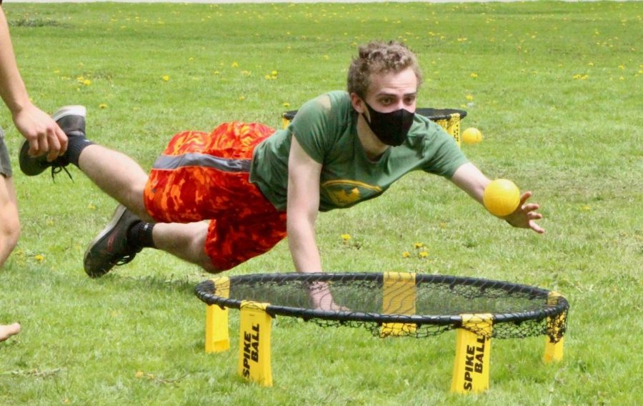 A search for the soul of Spikeball: Why the game is such a hit on campus