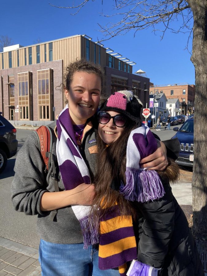 Emma Levy ’20 (left) visited the College for Homecoming and got to see her friend, Cassidy Pawul ’22 (right). (Photo courtesy of Emma Levy.)