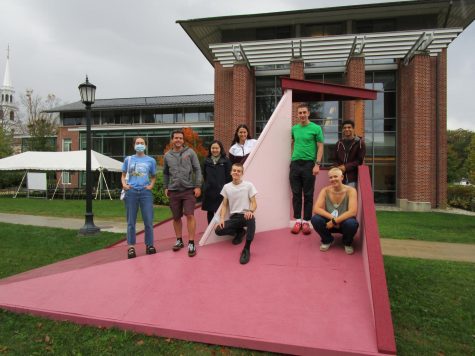 Students from the “Architectural Design II” class stand in front of Sandy’s Contemplace after completing construction on the piece. (PHOTO COURTESY OF BEN BENEDICT.)