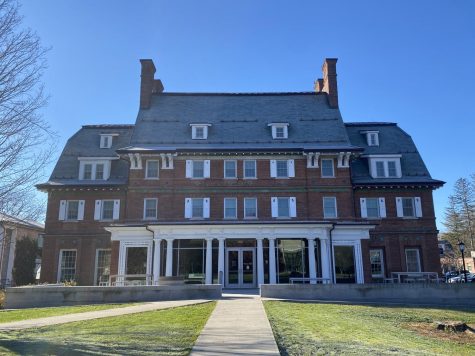 The Office of Admission and Financial Aid, located in Weston Hall, accepted 7.5 percent of applicants for the 2023-2024 admission cycle — a decrease of 2.3 percentage points from last year and the lowest rate on record. (Photo courtesy of Kitt Urdang.)
