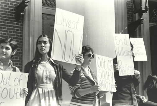 40 years ago, students pushed for divestment from apartheid