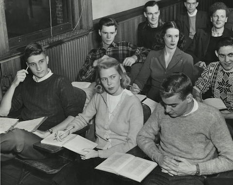 ‘Pioneer Williams women’: Female students’ experiences studying at the College before coeducation