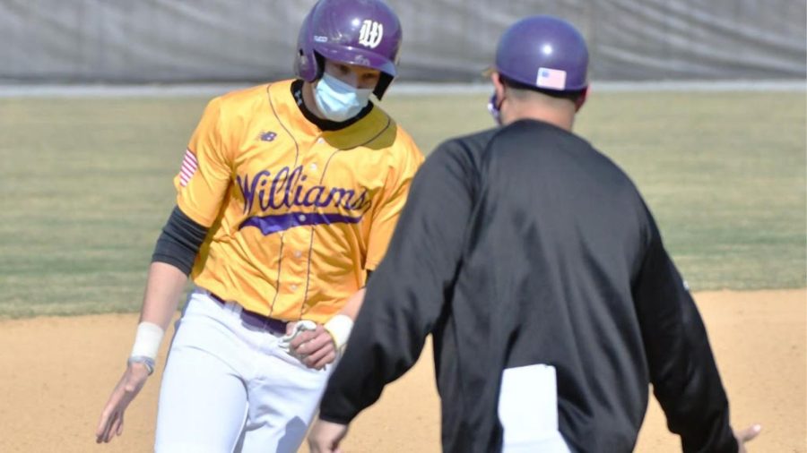 Baseball won one and lost one game at home against Hamilton. (Photo courtesy of Sports Information.)
				