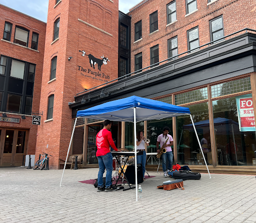 The Adithya Vaidhyan Trio’s musical performance rang across Spring Street. (Ella Marx/The Williams Record)