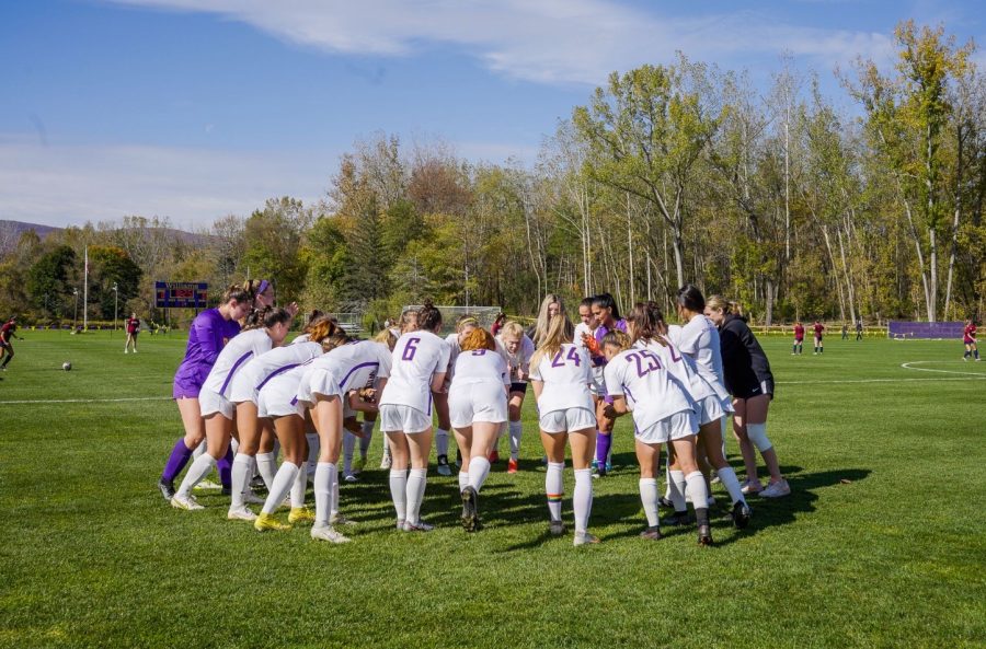 On the heels of a victorious regular season, women’s soccer clinched a NESCAC playoff spot. (Photos courtesy of Olivia Dabinett)