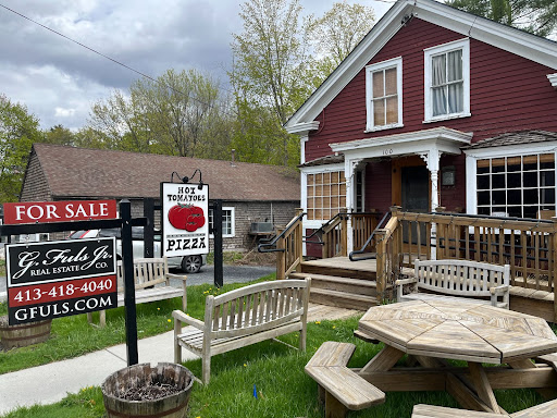 Hot tomatoes is closing after 29 years in business (Bellamy Richardson/The Williams Record.)