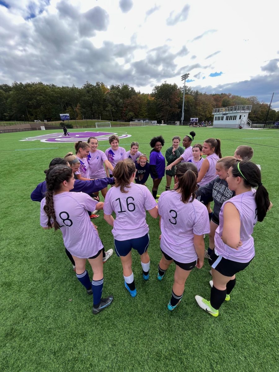 Williams College Soccer Club won its first game 2-0 against Amherst, with both goals in the second half. 
(Photo Courtesy of Jamie Woods.)