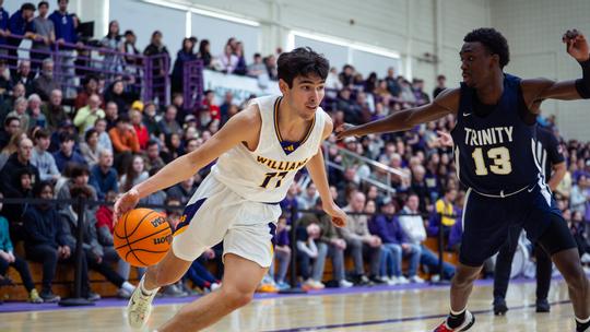 The Ephs faced a tough loss in the NESCAC Championship, conceding a promising half-time lead. (Photo courtesy of Sports Information.)