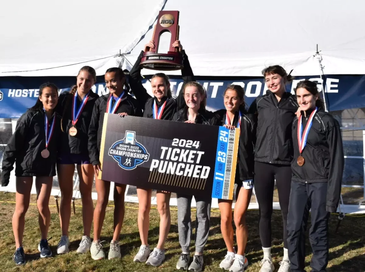 Both cross country teams will travel to Terre Haute, Ind., to compete at the NCAA Div. 111 Championship. (Photo courtesy of Sports Information.)
