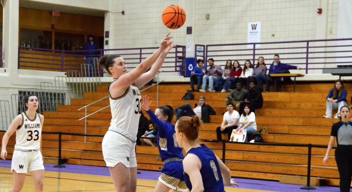 Smith scored a season-high 15 points in the Ephs’ victory over Hamilton. (Photo courtesy of Sports Information.)