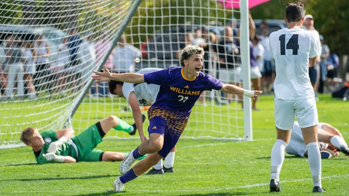 The Ephs remain undefeated after an exciting drawn against Bowdoin. (Photo courtesy of Sports Information.)