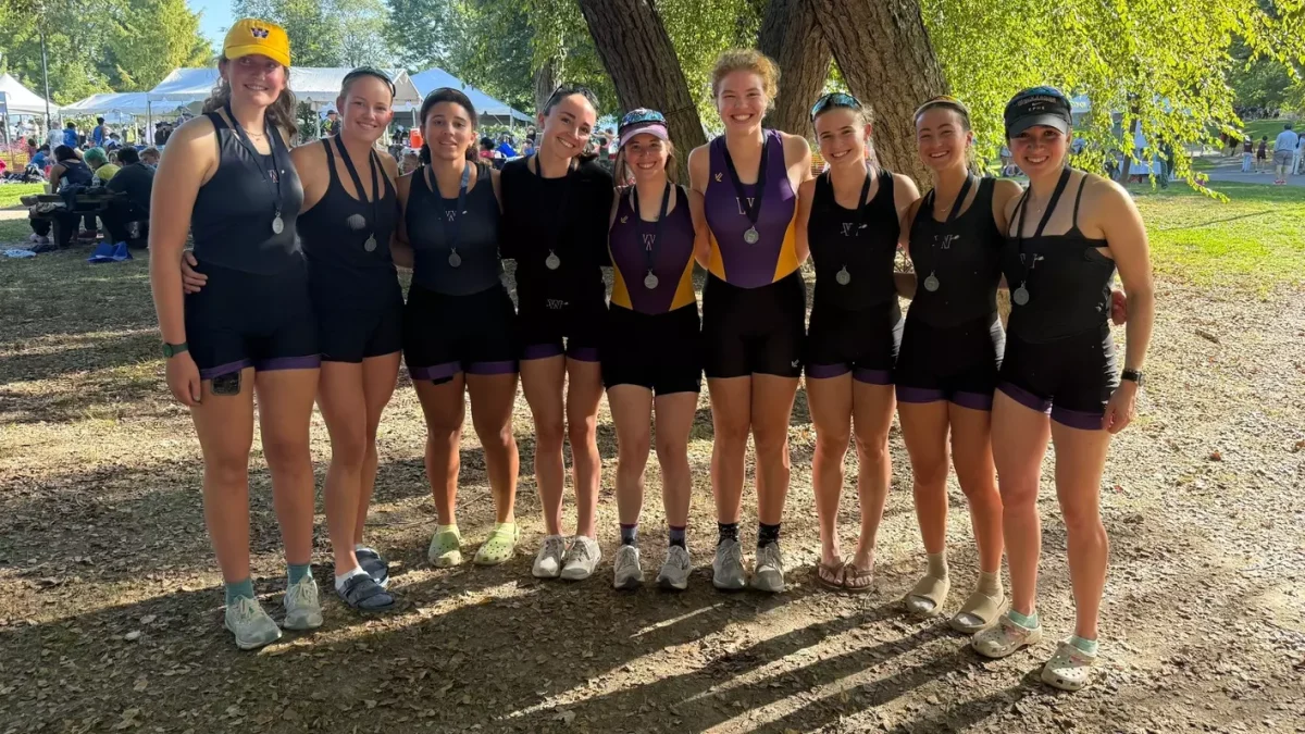 The women’s 1v took second in the 4k, setting a strong tone for the rest of the team this season. (Photo courtesy of Sports Information.)
