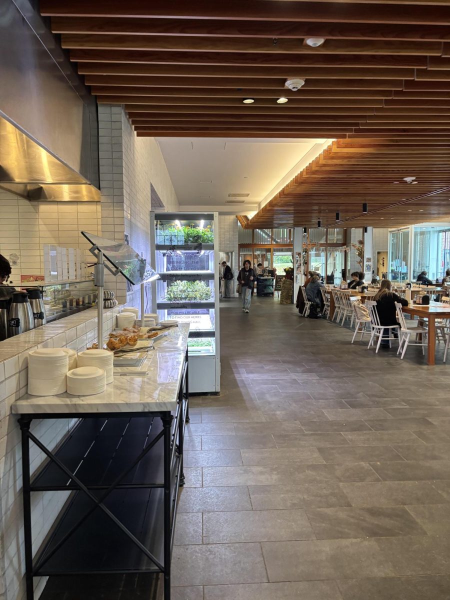 Bennington’s dining hall is spacious and airy, though there is only one.