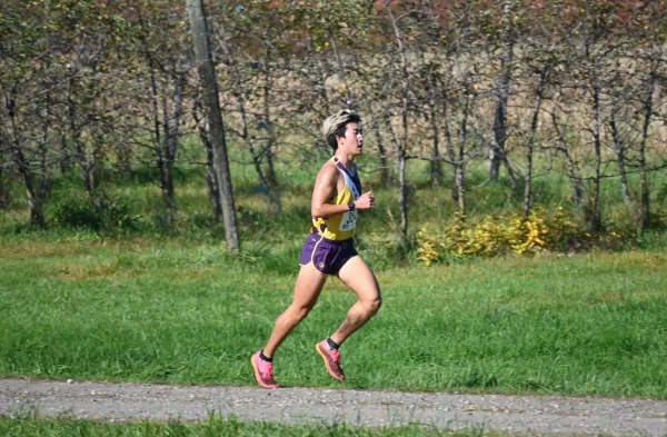 Yanashita earned a new personal record of  24:16.8 at Conn. College. (Photo courtesy of Sports Information.)